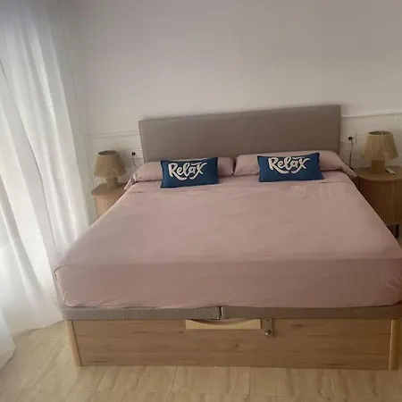 A 100 M De La Playa , Todo Nuevo Apartment Arenales del Sol